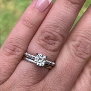 White Gold and Diamond Ring